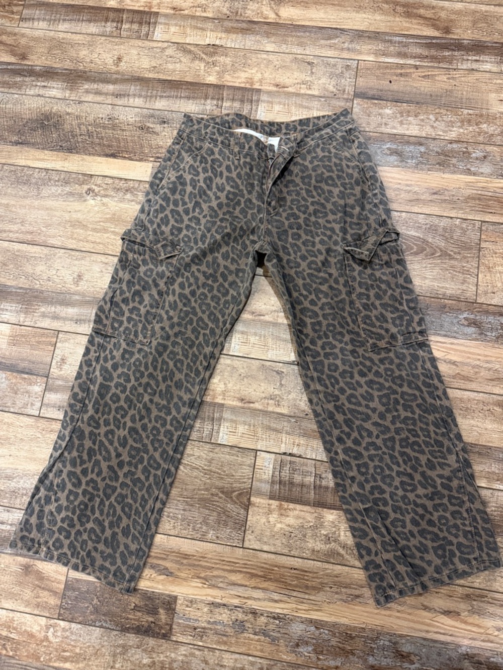 Leopard Print Straight-Leg Cargo Pants - Brown